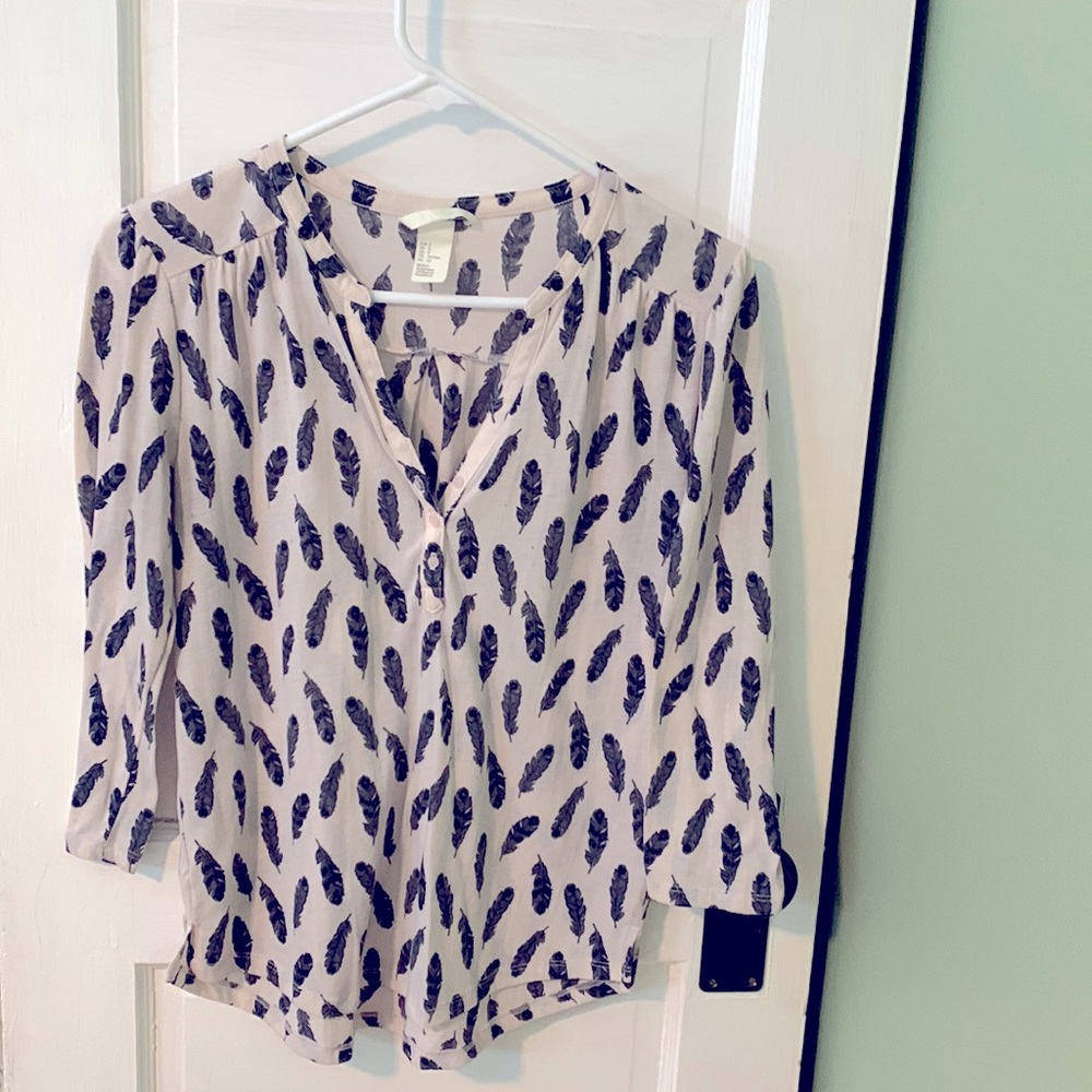 Blush Pink with Feather Pattern Blouse from H&M. Size Small